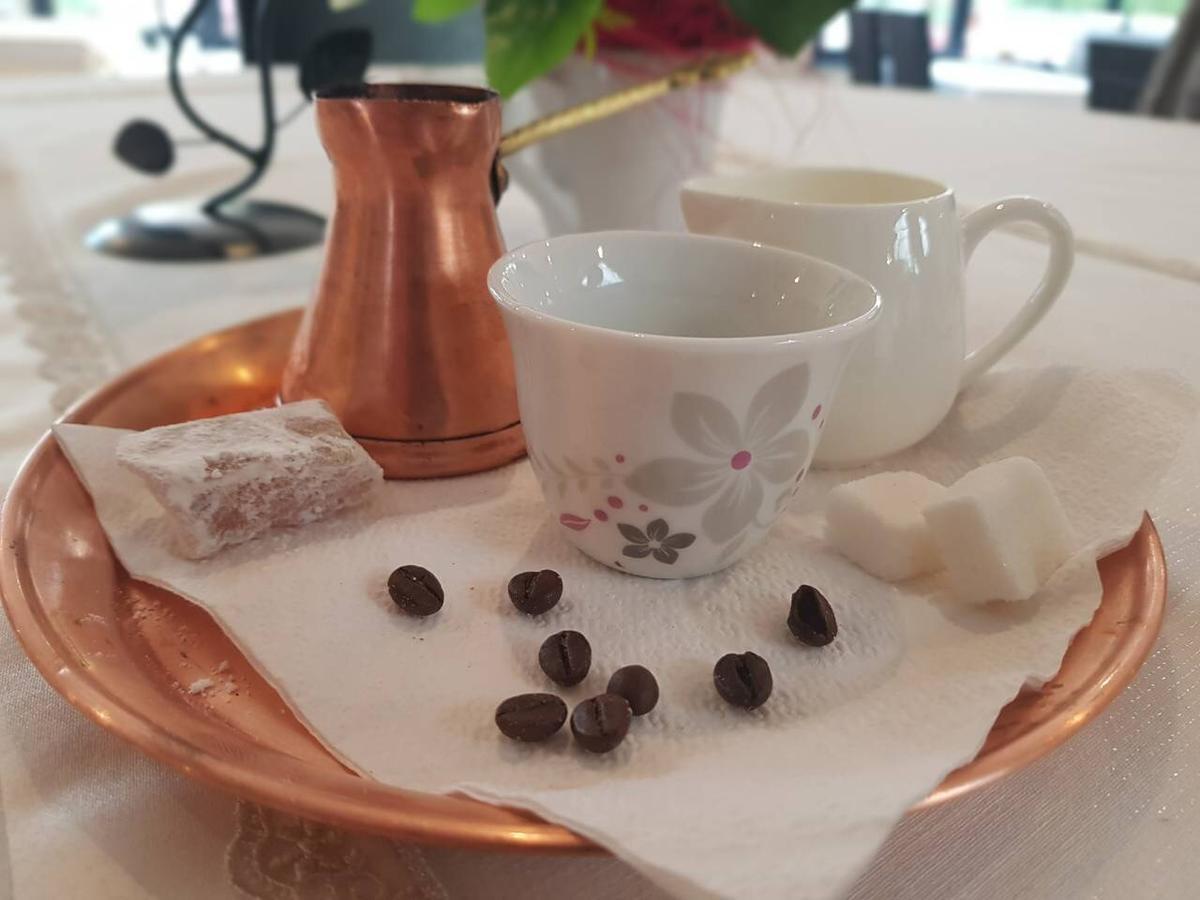 Park Hotel Bihać Esterno foto